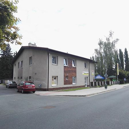 Penzion Tenis Podebrady Ngoại thất bức ảnh