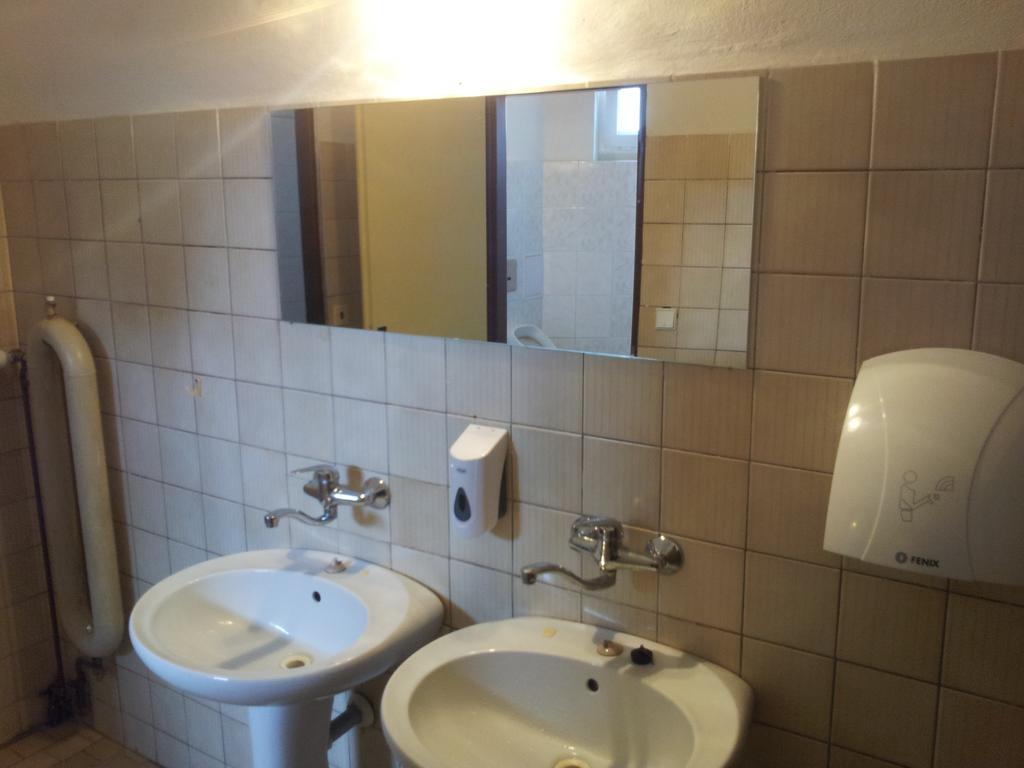 Penzion Tenis Podebrady Ngoại thất bức ảnh