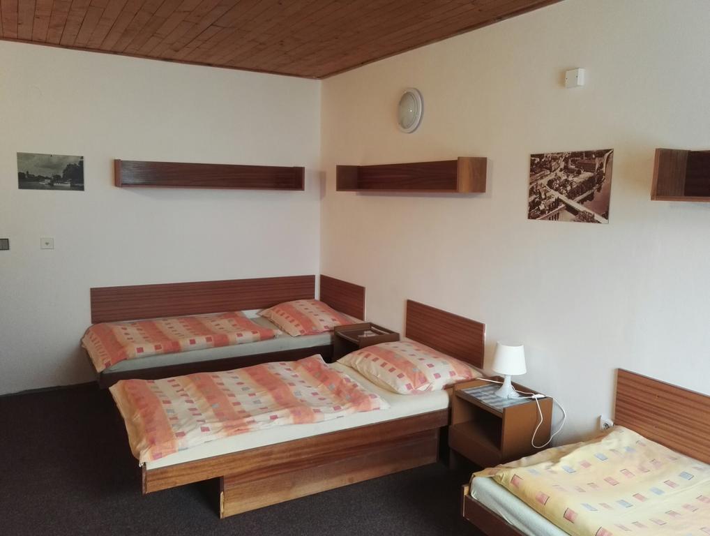 Penzion Tenis Podebrady Ngoại thất bức ảnh